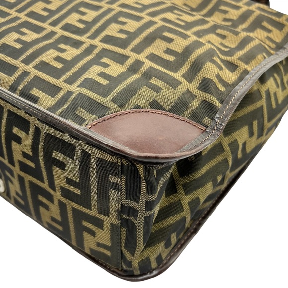 FENDI Vintage Tote Bag - Picture 7 of 15